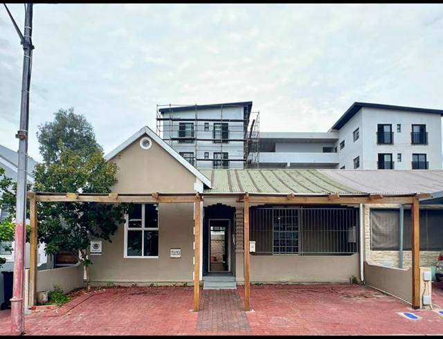 3 BEDROOM HOUSE FOR SALE IN CLAREMONT